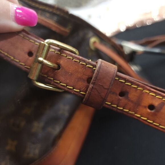 Authentic Louis Vuitton Monogram Noe Drawstring Bag W/ COA and Dust Bag - Picture 15 of 16